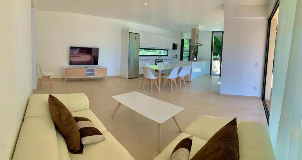 Villa Sonia كالا إن بلانيس المظهر الخارجي الصورة